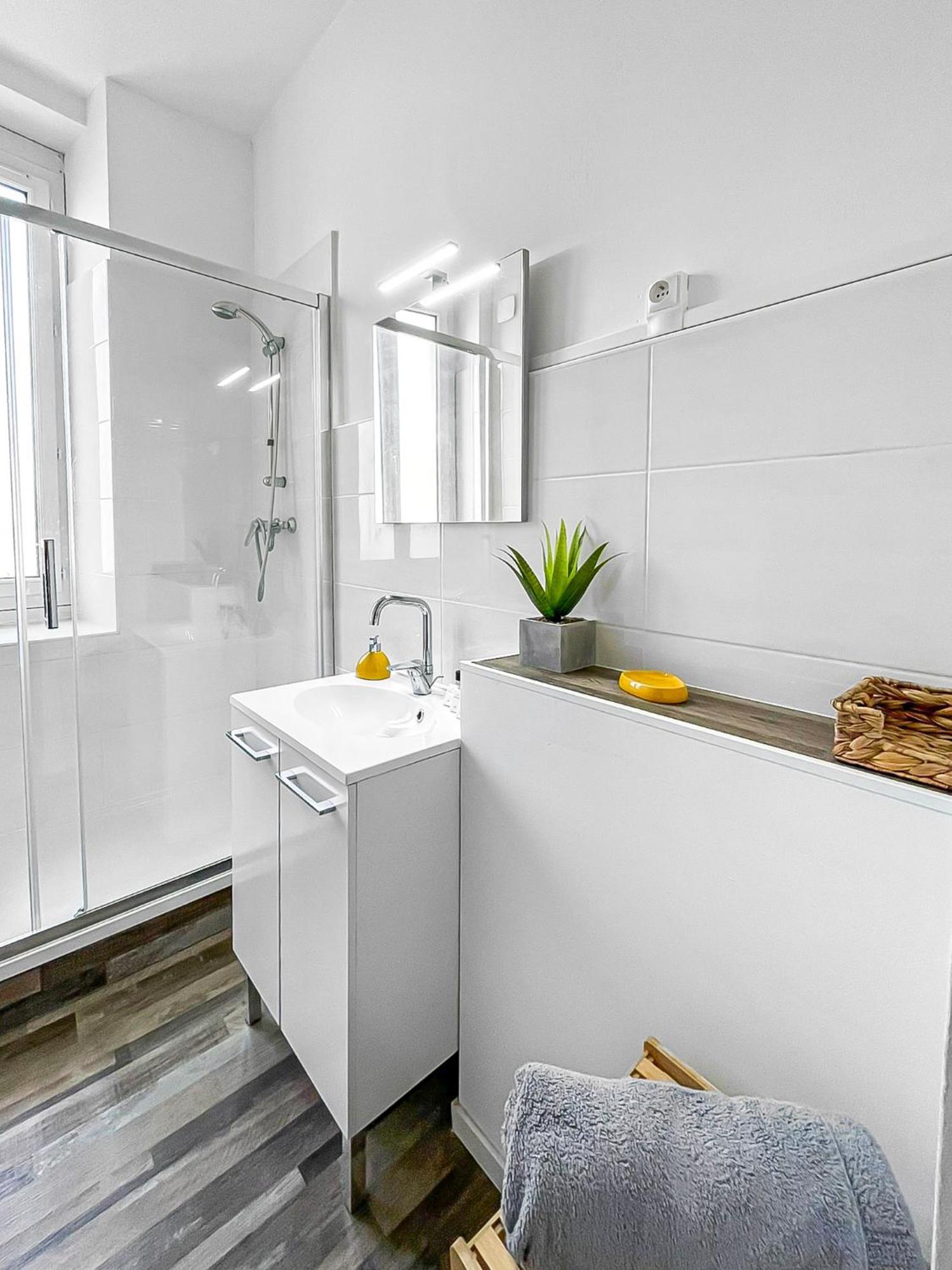 Une Halte Sympa! Montlucon Exterior photo